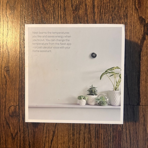 Nest Learning Thermostat - White - Picture 3 of 3